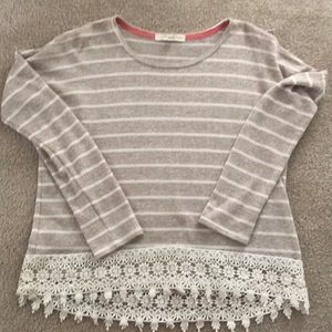 Stripped long sleeve shirt with lace detailing